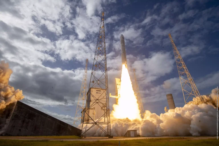 Ariane 6 : un vol inaugural réussi, mais perfectible